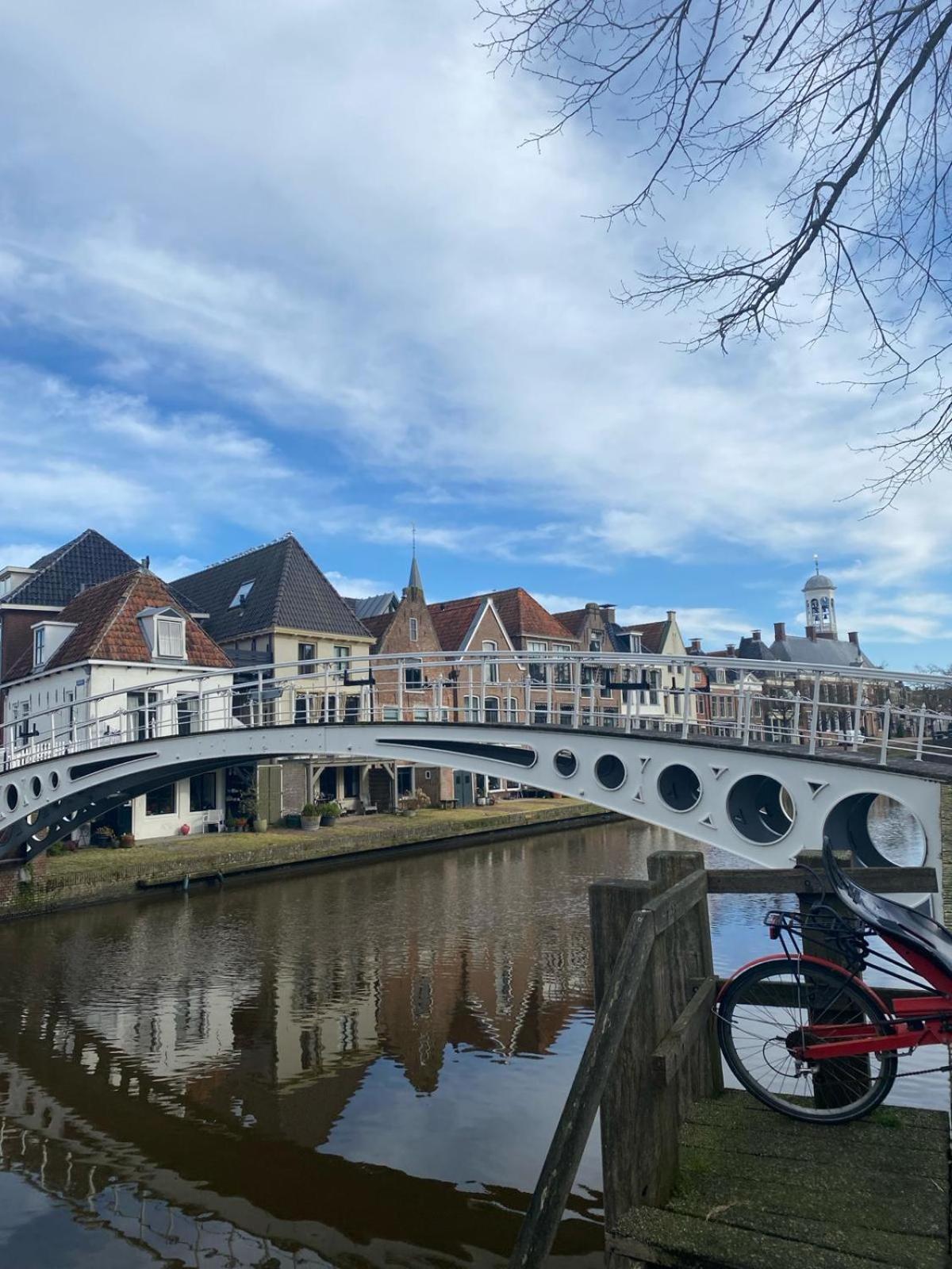 Stadslogement Het Keerpunt Доккум Экстерьер фото